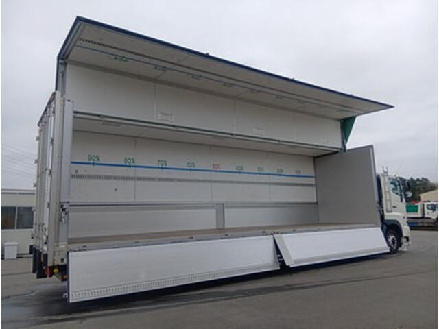 日野プロフィアアルミウイング大型（10t）[写真05]