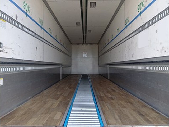 日野プロフィアアルミウイング大型（10t）[写真08]