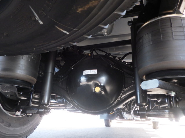 三菱ふそうファイターアルミウイング中型（4t）[写真16]