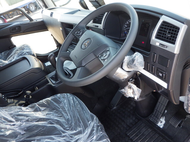 三菱ふそうファイターアルミウイング中型（4t）[写真18]