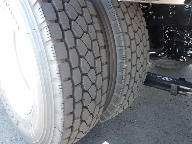 三菱ふそうファイターアルミウイング中型（4t）[写真32]