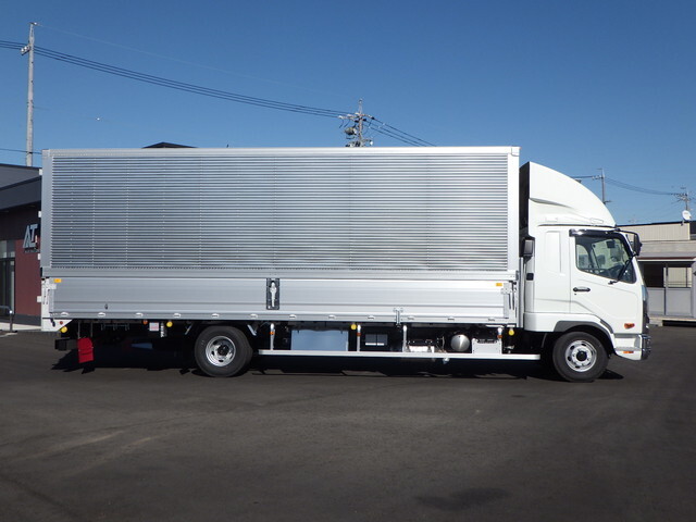 三菱ふそうファイターアルミウイング中型（4t）[写真06]