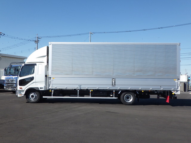 三菱ふそうファイターアルミウイング中型（4t）[写真09]