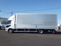 三菱ふそうファイターアルミウイング中型（4t）[写真10]