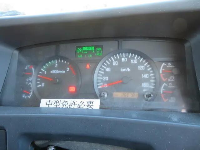 いすゞフォワードパッカー車（塵芥車）中型（4t）[写真11]