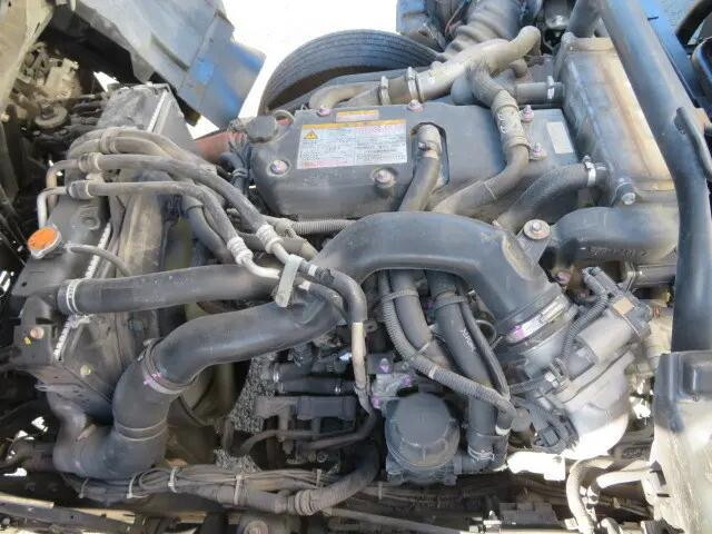 いすゞフォワードパッカー車（塵芥車）中型（4t）[写真30]