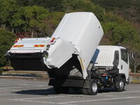 いすゞフォワードパッカー車（塵芥車）中型（4t）[写真08]