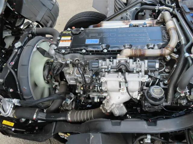 三菱ふそうファイタークレーン4段中型（4t）[写真32]