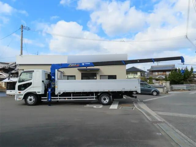 三菱ふそうファイタークレーン4段中型（4t）[写真06]