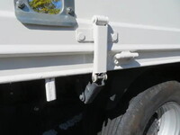 日野デュトロ平ボディ小型（2t・3t）[写真29]