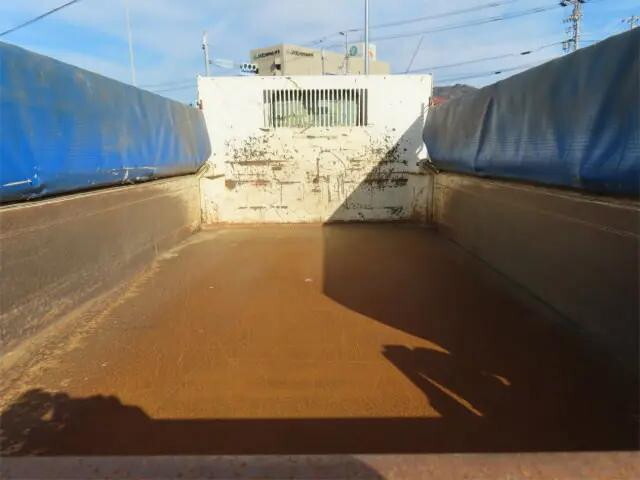 日野デュトロ三転ダンプ小型（2t・3t）[写真22]