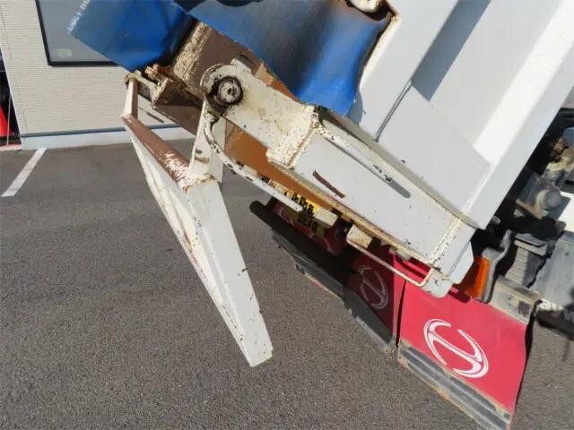 日野デュトロ三転ダンプ小型（2t・3t）[写真26]