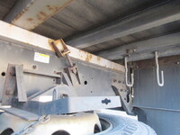 いすゞギガアルミブロック大型（10t）[写真12]