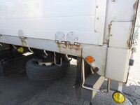 いすゞギガアルミブロック大型（10t）[写真23]