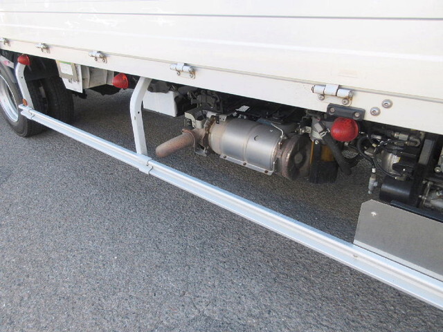 日野レンジャーアルミウイング中型（4t）[写真14]