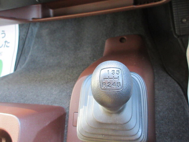 日野レンジャーアルミウイング中型（4t）[写真25]