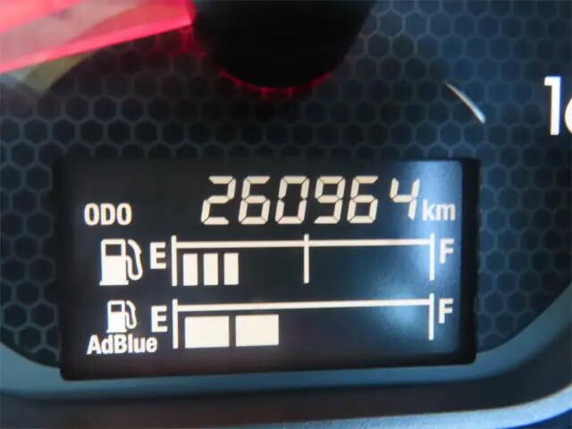 いすゞフォワードアルミブロック増トン（6t・8t）[写真10]