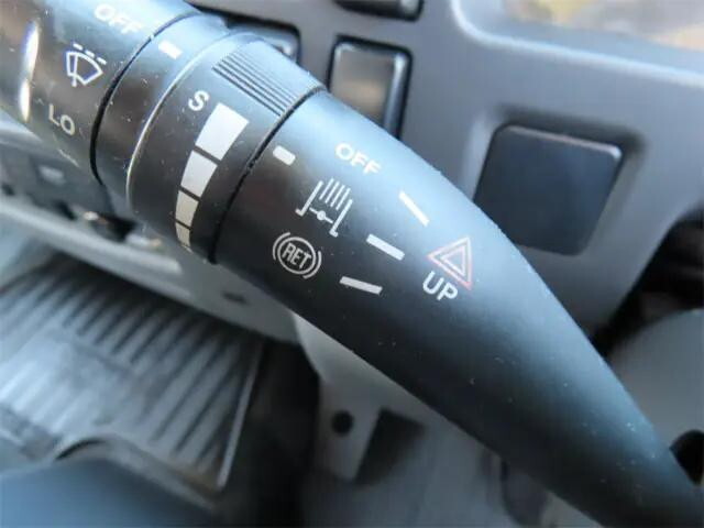 いすゞフォワードアルミブロック増トン（6t・8t）[写真13]