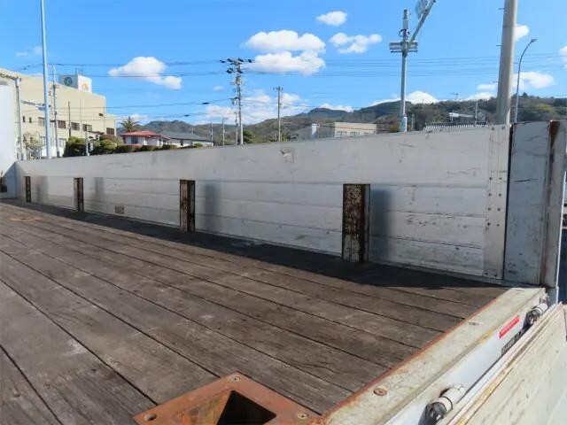 いすゞフォワードアルミブロック増トン（6t・8t）[写真26]