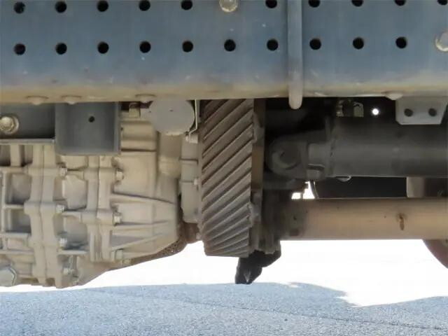 いすゞフォワードアルミブロック増トン（6t・8t）[写真40]