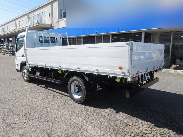 三菱ふそうキャンターアルミブロック小型（2t・3t）[写真02]