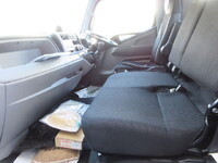 三菱ふそうキャンターアルミブロック小型（2t・3t）[写真21]