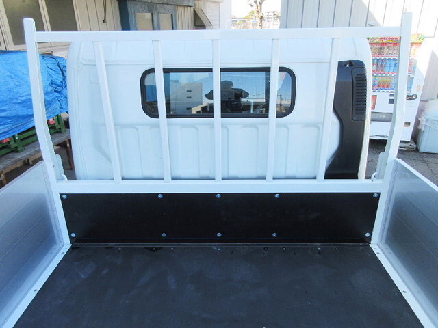 三菱ふそうキャンターアルミブロック小型（2t・3t）[写真08]