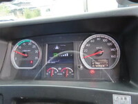 いすゞフォワードパッカー車（塵芥車）中型（4t）[写真10]