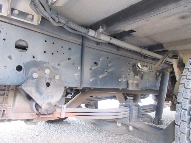 日野プロフィアアルミウイング大型（10t）[写真14]