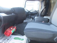 日野プロフィアアルミウイング大型（10t）[写真25]