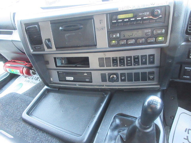 日野プロフィアアルミウイング大型（10t）[写真25]