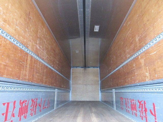 日野プロフィアアルミウイング大型（10t）[写真06]