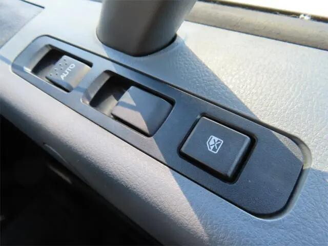 三菱ふそうファイター平ボディ増トン（6t・8t）[写真16]