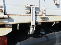 三菱ふそうファイター平ボディ増トン（6t・8t）[写真30]