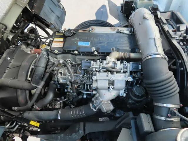 三菱ふそうファイター平ボディ増トン（6t・8t）[写真30]