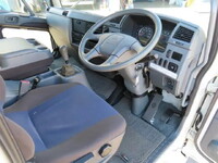 三菱ふそうファイター平ボディ増トン（6t・8t）[写真10]