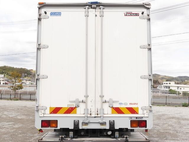 いすゞフォワードアルミウイング中型（4t）[写真02]