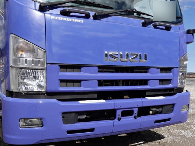 いすゞフォワードアルミウイング中型（4t）[写真05]