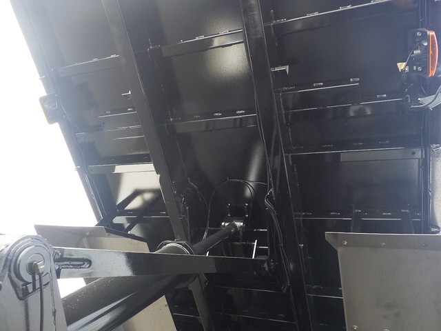 三菱ふそうスーパーグレートダンプ大型（10t）[写真16]