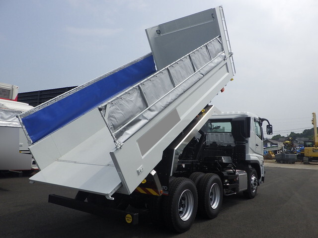 三菱ふそうスーパーグレートダンプ大型（10t）[写真02]