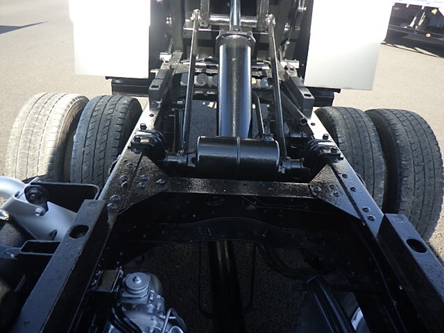 いすゞエルフダンプ小型（2t・3t）[写真10]