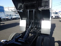 いすゞエルフダンプ小型（2t・3t）[写真09]