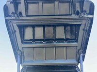 いすゞエルフパッカー車（塵芥車）小型（2t・3t）[写真18]