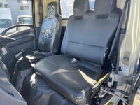 いすゞエルフパッカー車（塵芥車）小型（2t・3t）[写真40]