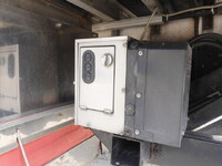 いすゞフォワードアルミウイング増トン（6t・8t）[写真22]