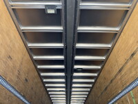 UDトラックスクオンアルミウイング大型（10t）[写真14]