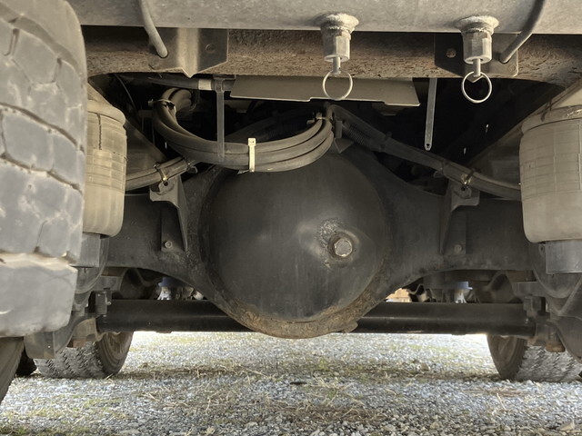 UDトラックスクオンアルミウイング大型（10t）[写真26]