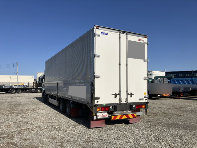 UDトラックスクオンアルミウイング大型（10t）[写真03]