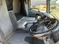 UDトラックスクオンアルミウイング大型（10t）[写真33]