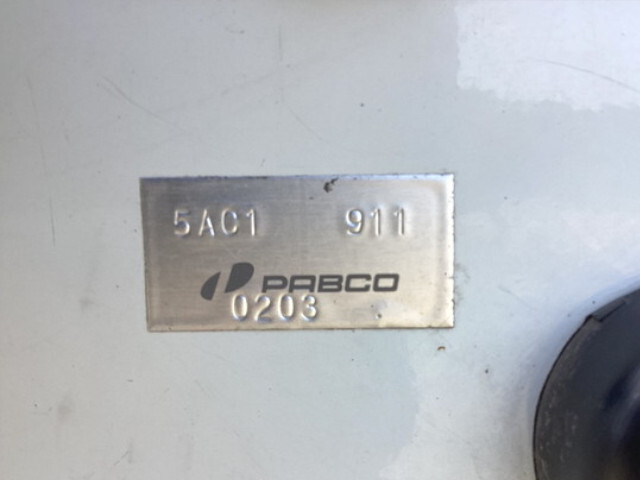 三菱ふそうキャンター平ボディ小型（2t・3t）[写真14]